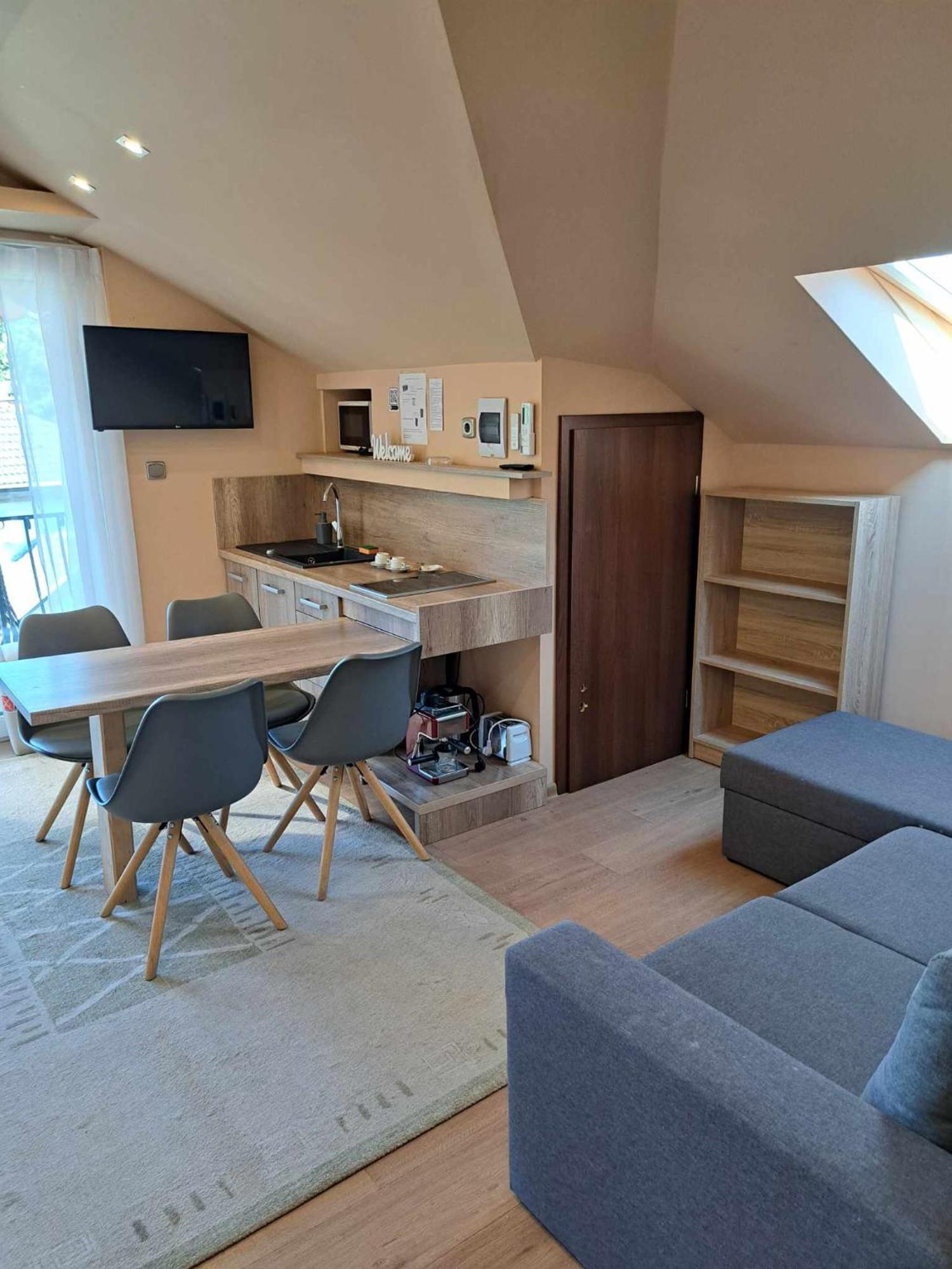 Happy Sun Medences Apartman 시오포크 외부 사진