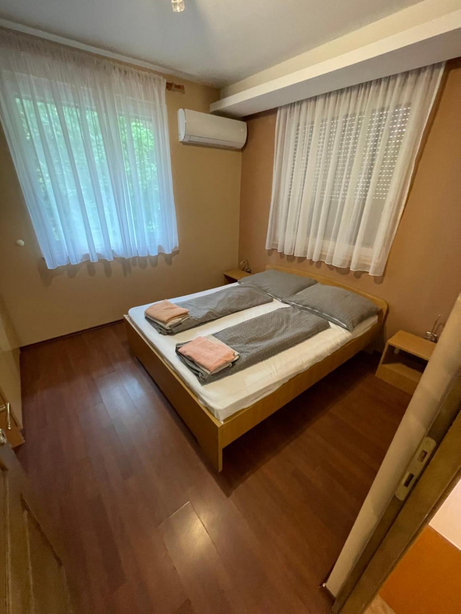 Happy Sun Medences Apartman 시오포크 외부 사진