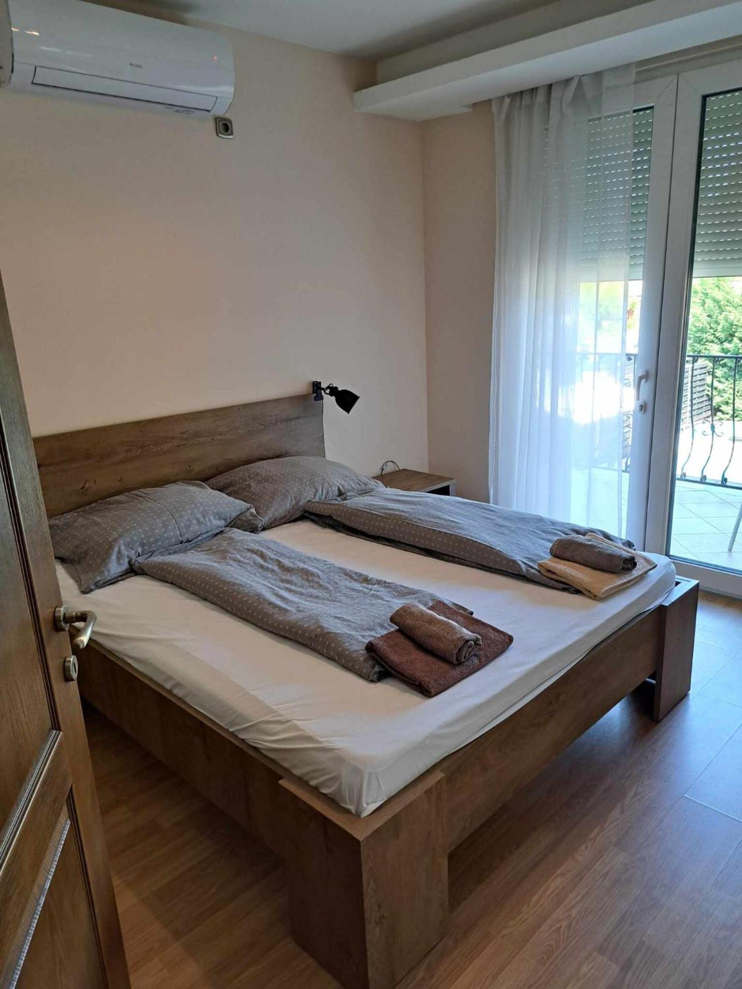 Happy Sun Medences Apartman 시오포크 외부 사진